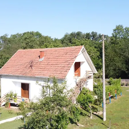 La Corte Delle Rose Ub * Ub