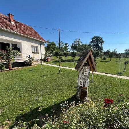 Semesterbostad La Corte Delle Rose Ub *