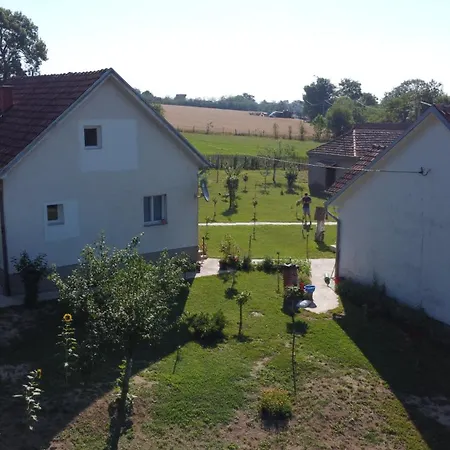 Semesterbostad La Corte Delle Rose Ub *