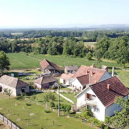 La Corte Delle Rose Ub Ub