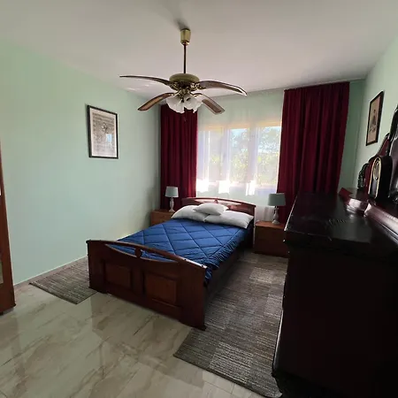 Semesterbostad La Corte Delle Rose Ub *