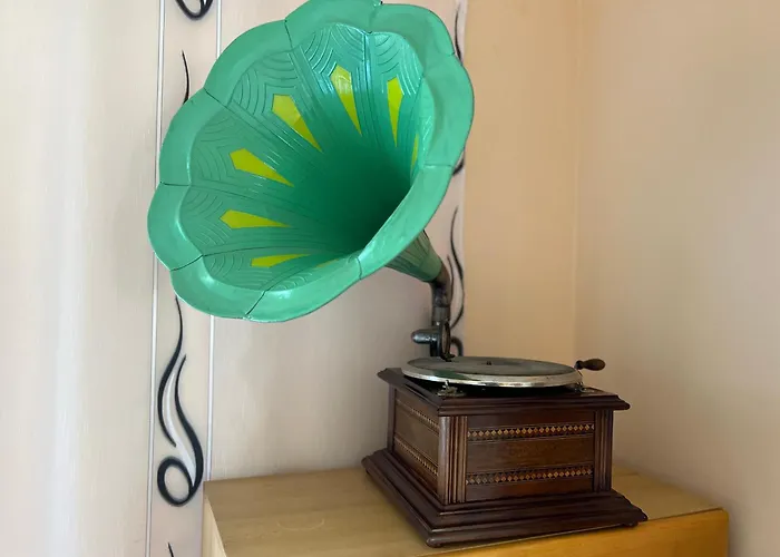 La Corte Delle Rose Ub * Ub